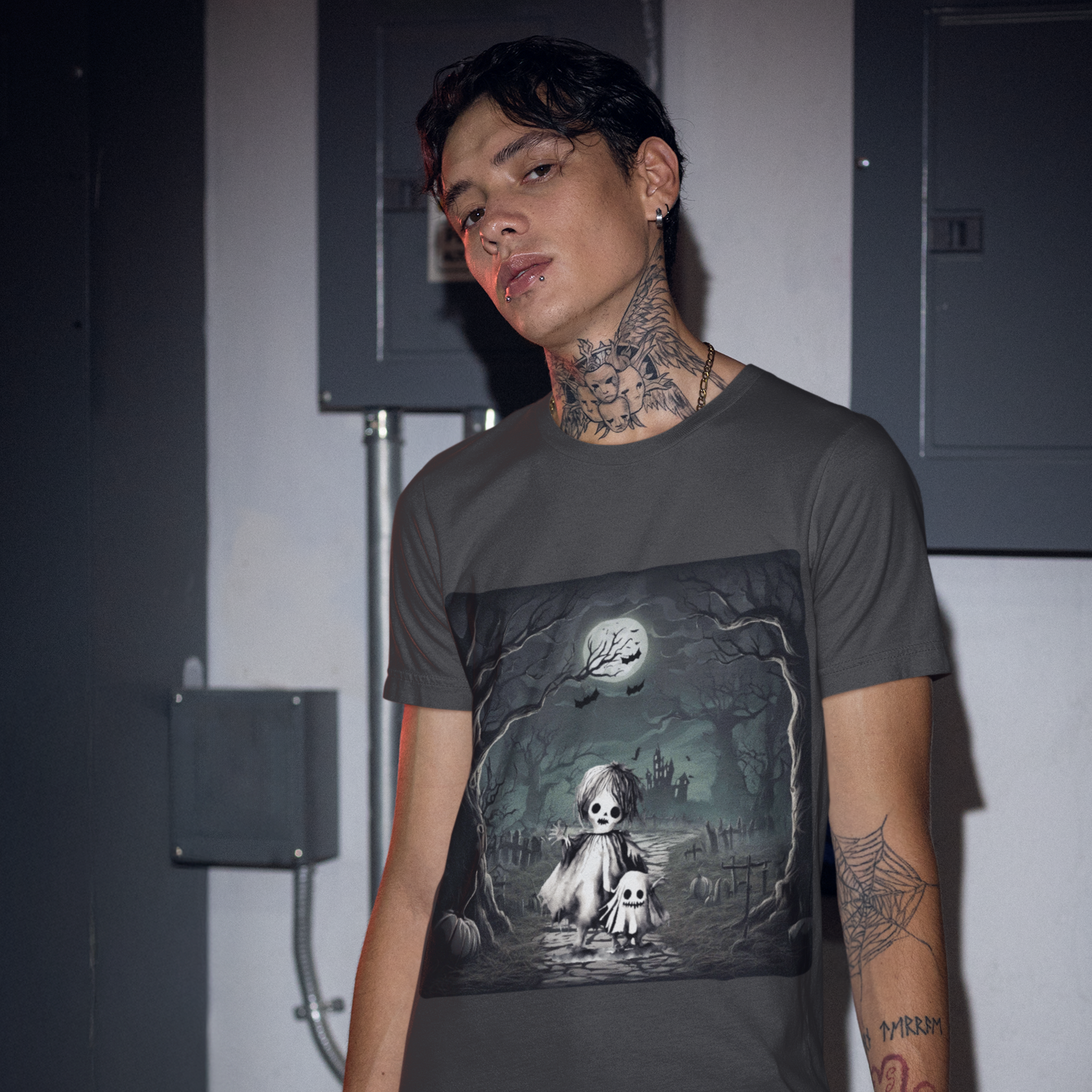 Gothic Skeleton & Ghost Halloween Short Sleeve Tee